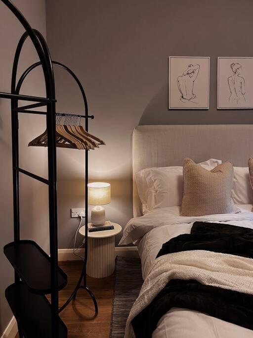 Modern Ground Floor Apartment Тодморден Екстер'єр фото